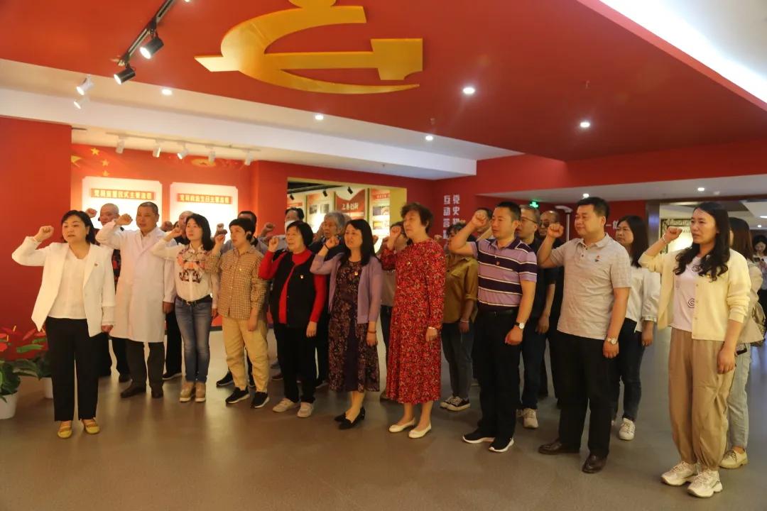 宝鸡西关中学校园风光，巷弄深处的小秘密探索