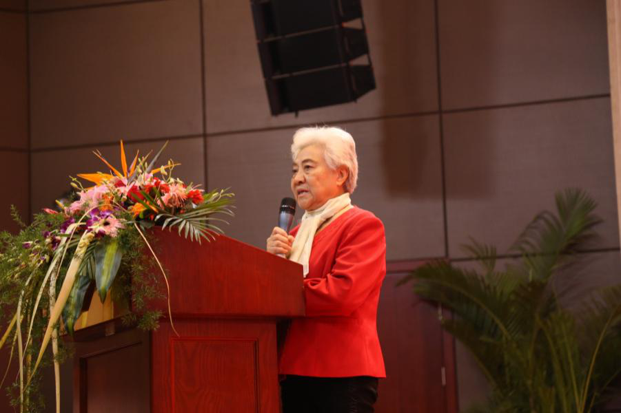 吴桂贤，演艺之路的璀璨之星