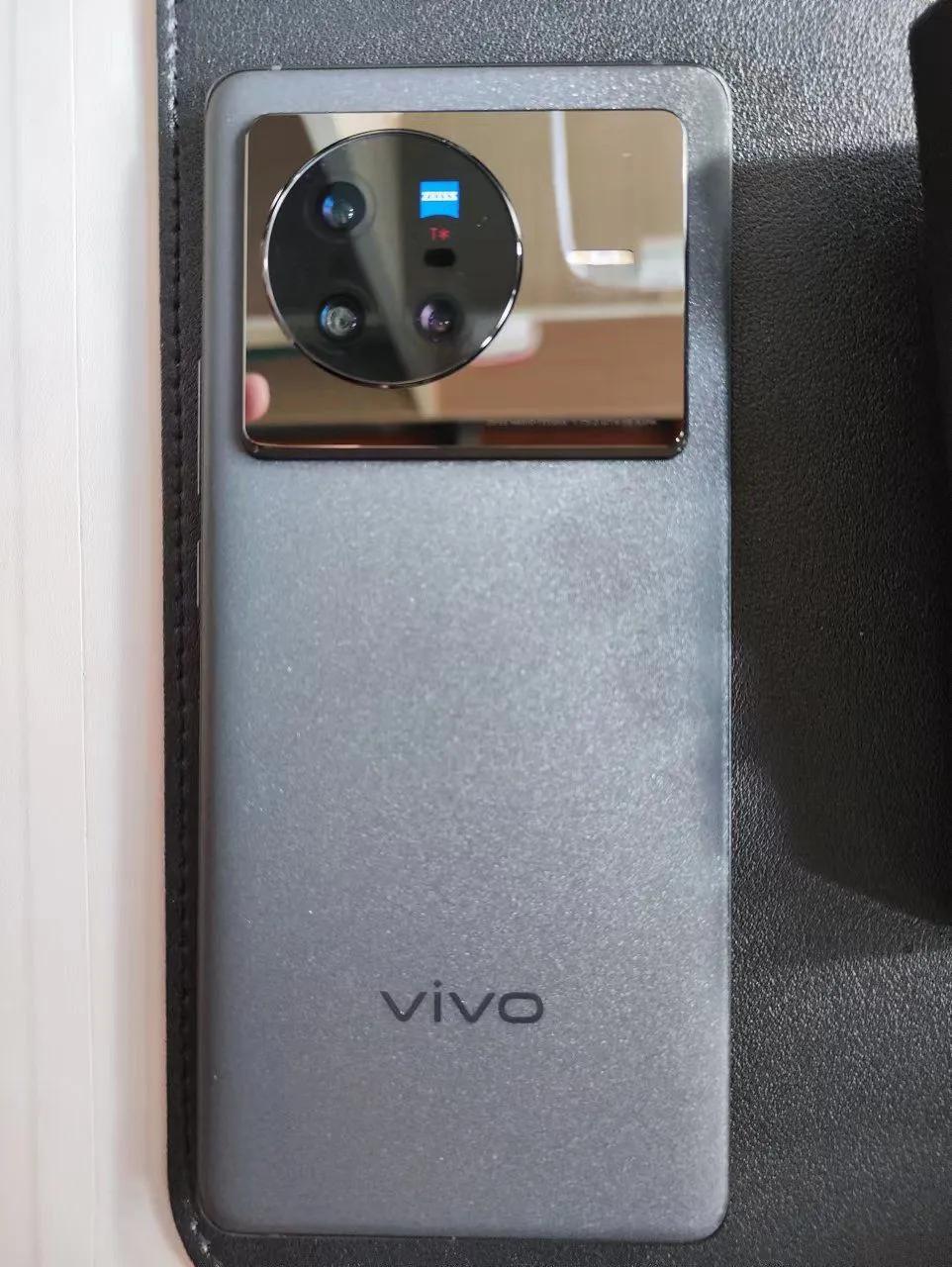 最新款vivo手机，科技巅峰之作，引领生活变革